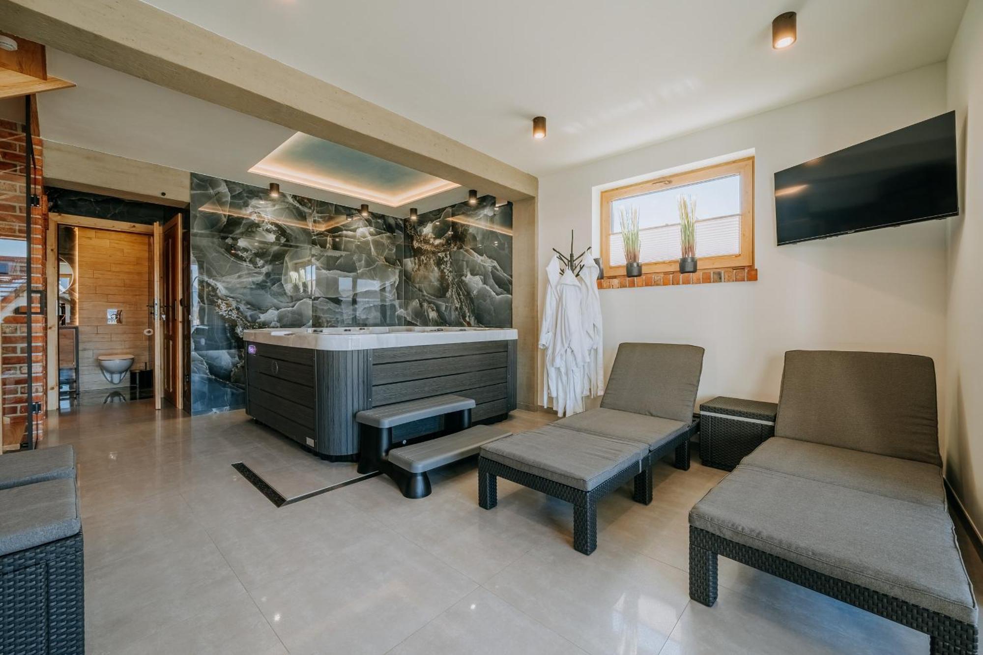 Topory Prestige House Sauna & Jacuzzi
