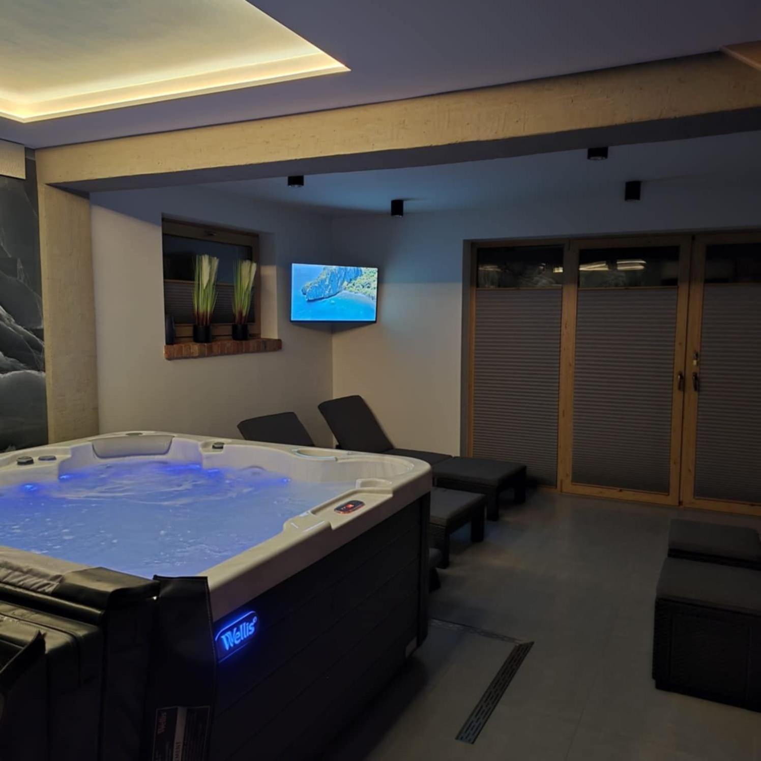 Topory Prestige House Sauna & Jacuzzi *